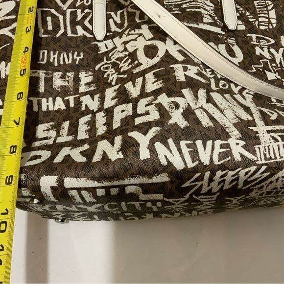 DKNY Bryant Medium Tote Graffiti purse handbag - Picture 12 of 14